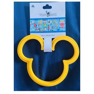 NEW Disney Parks Mickey Mouse Icon Silicone PANCAKE Mold Mousewares